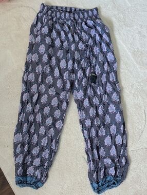 Boho Elastic-Waist Printed Harem Pants - Purple Floral